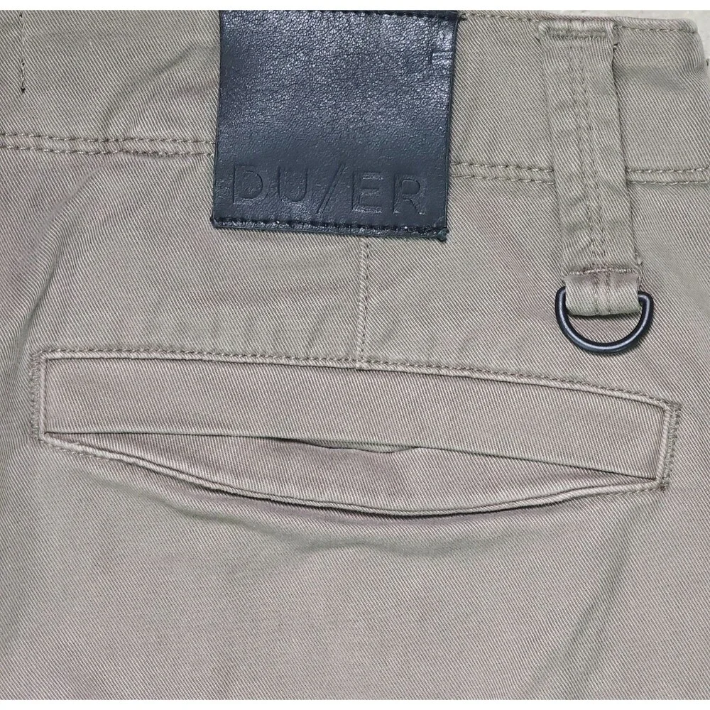 DUER Pants Men's Slim 32x32 Sand Stretch Travel Hiking Stirrup Outdoor